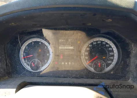 2014 Ram 1500 Express z USA, uszkodzony, nr VIN 1C6RR7KT8ES329447